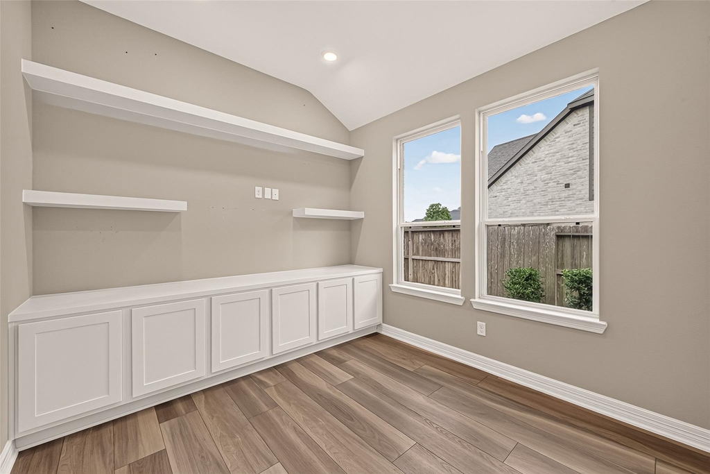 29034 Meadow Terrace Drive - Photo 19
