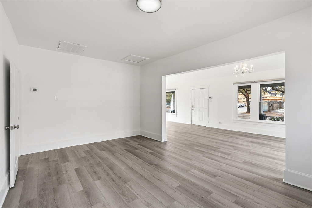 1330 Yale Street - Photo 2