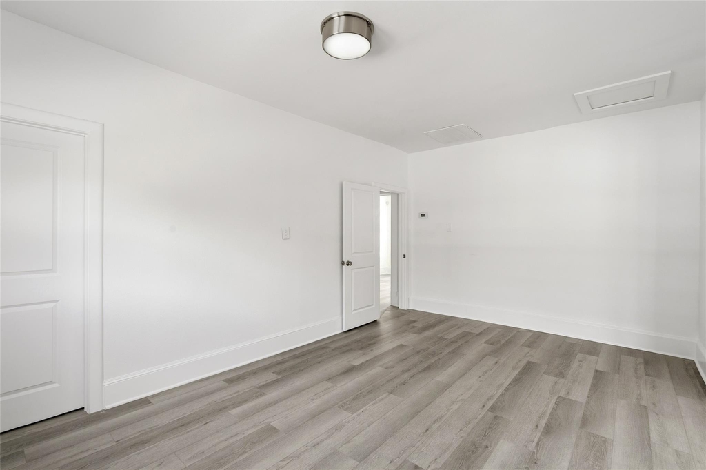 1330 Yale Street - Photo 4