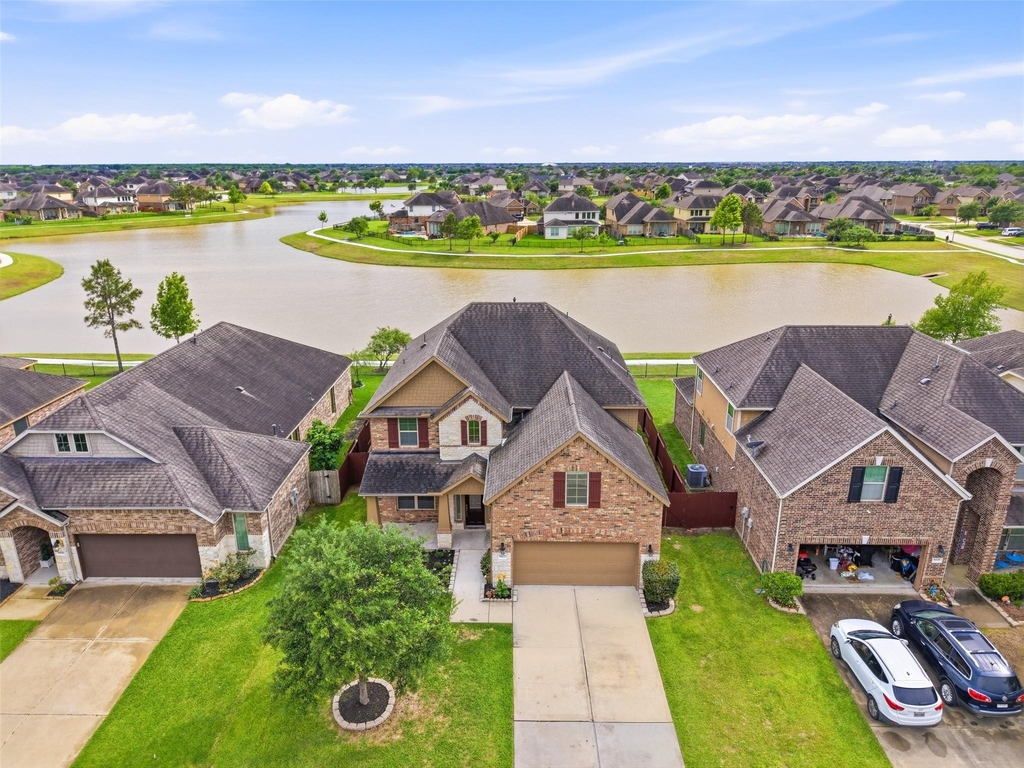 9422 Harmony Lake Lane - Photo 41