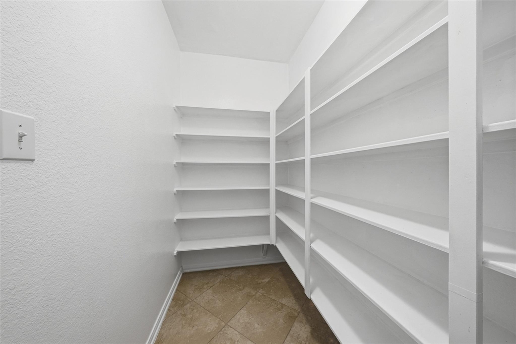 9422 Harmony Lake Lane - Photo 14