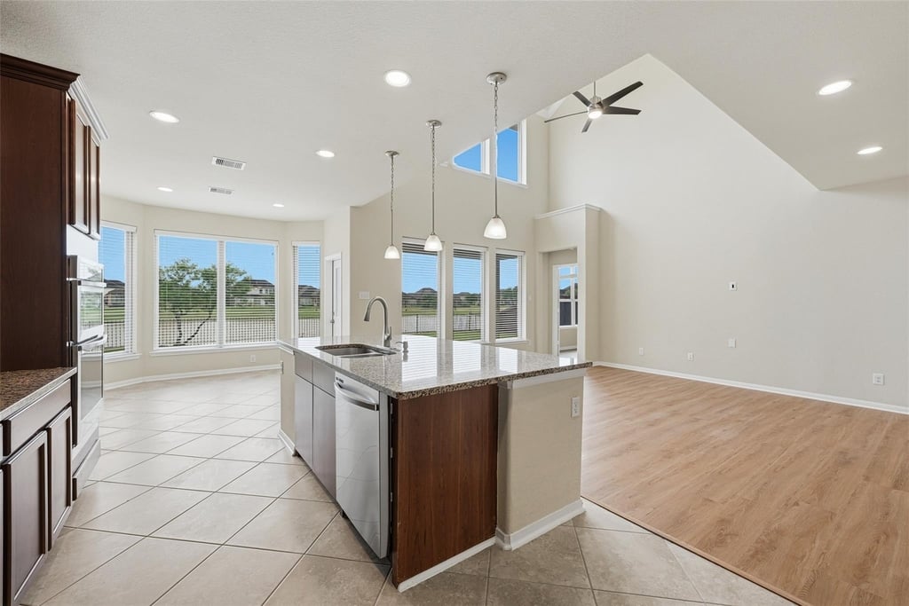 9422 Harmony Lake Lane - Photo 19