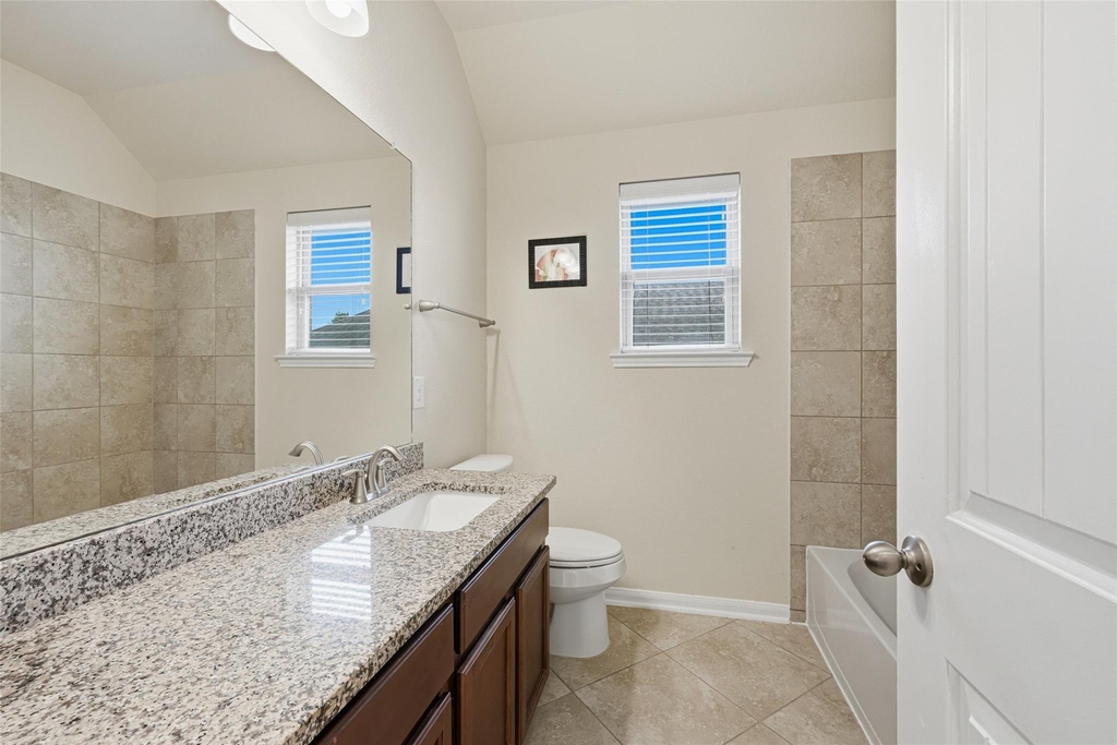 9422 Harmony Lake Lane - Photo 34