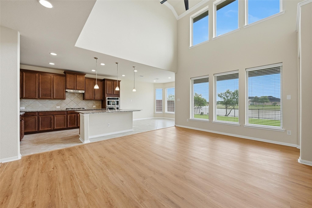 9422 Harmony Lake Lane - Photo 11