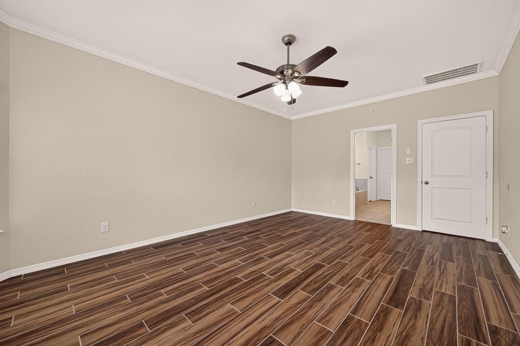 11202 Bluewater Lagoon Circle - Photo 29