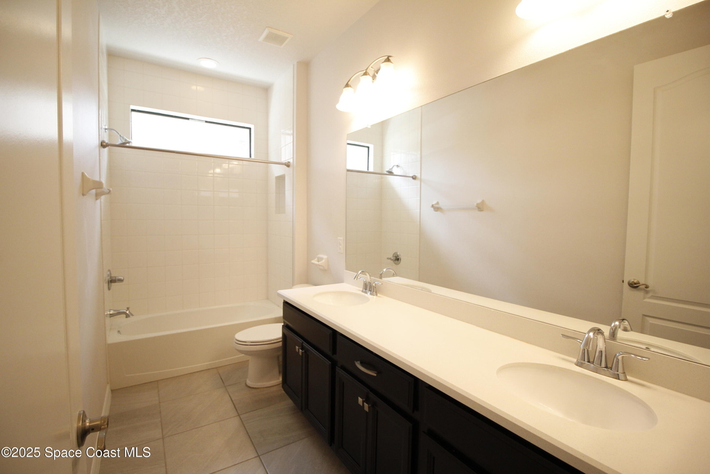 3039 Burghley Park Way - Photo 6