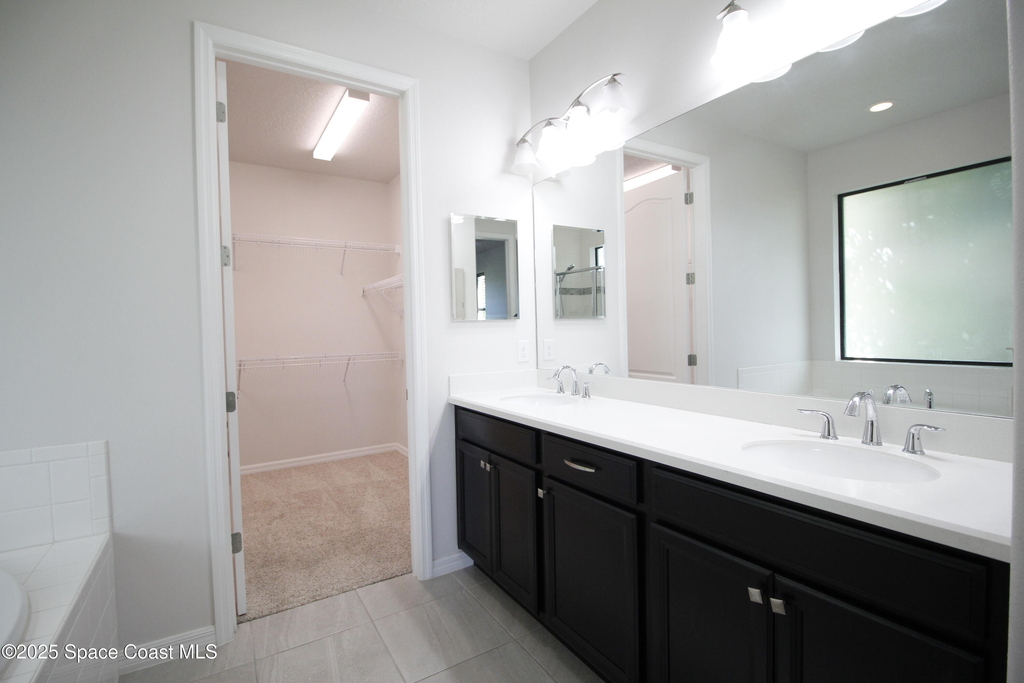 3039 Burghley Park Way - Photo 18