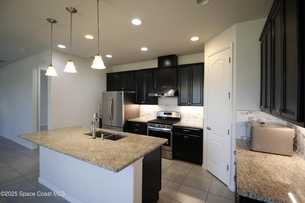 3039 Burghley Park Way - Photo 10