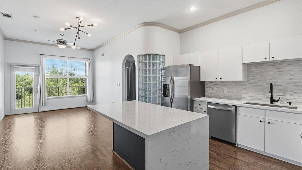 1441 East Street - Photo 0