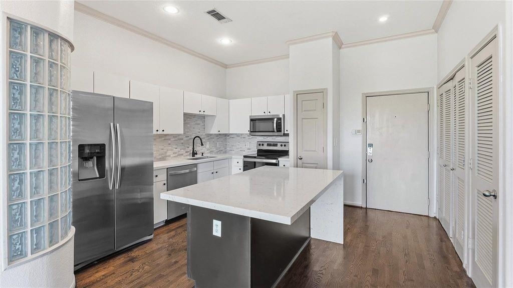 1441 East Street - Photo 3