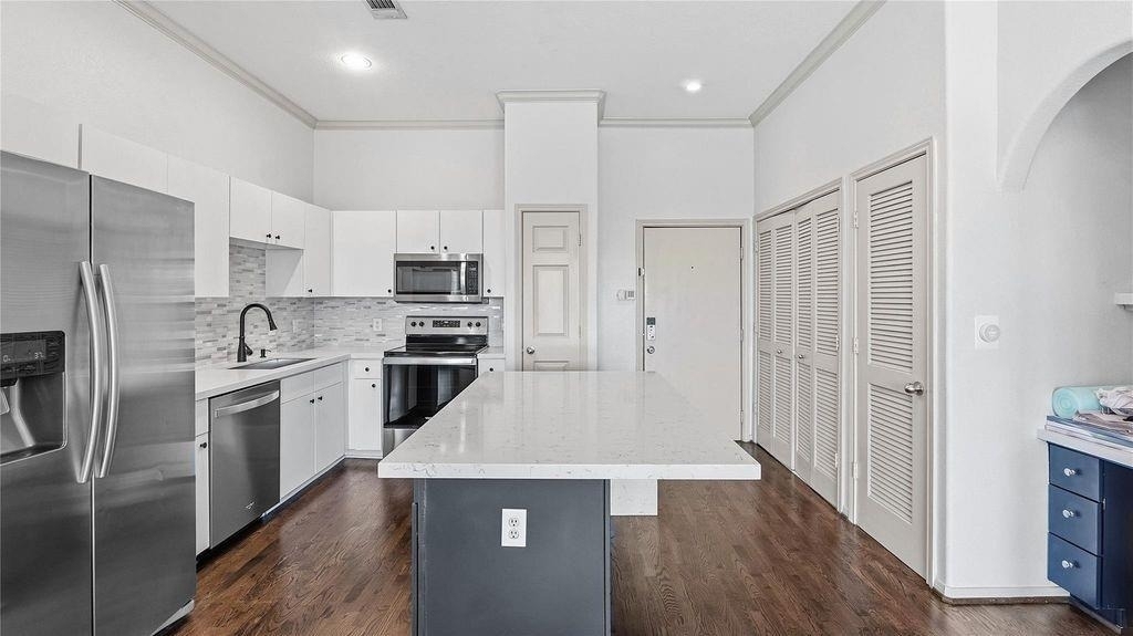 1441 East Street - Photo 4