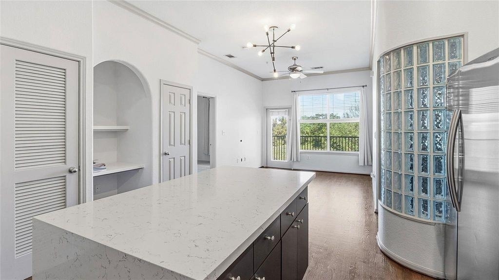 1441 East Street - Photo 2