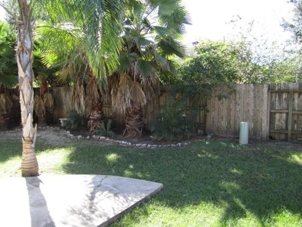 3502 Schumann Oaks Drive - Photo 10