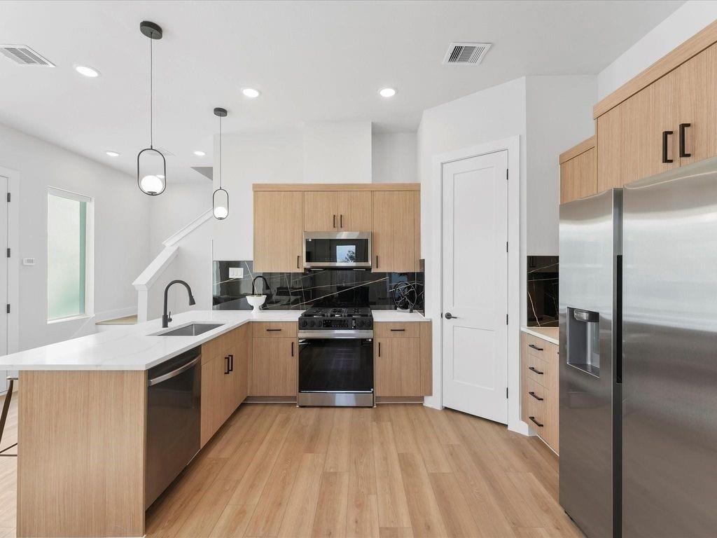 5302 Teodoro Lane - Photo 4