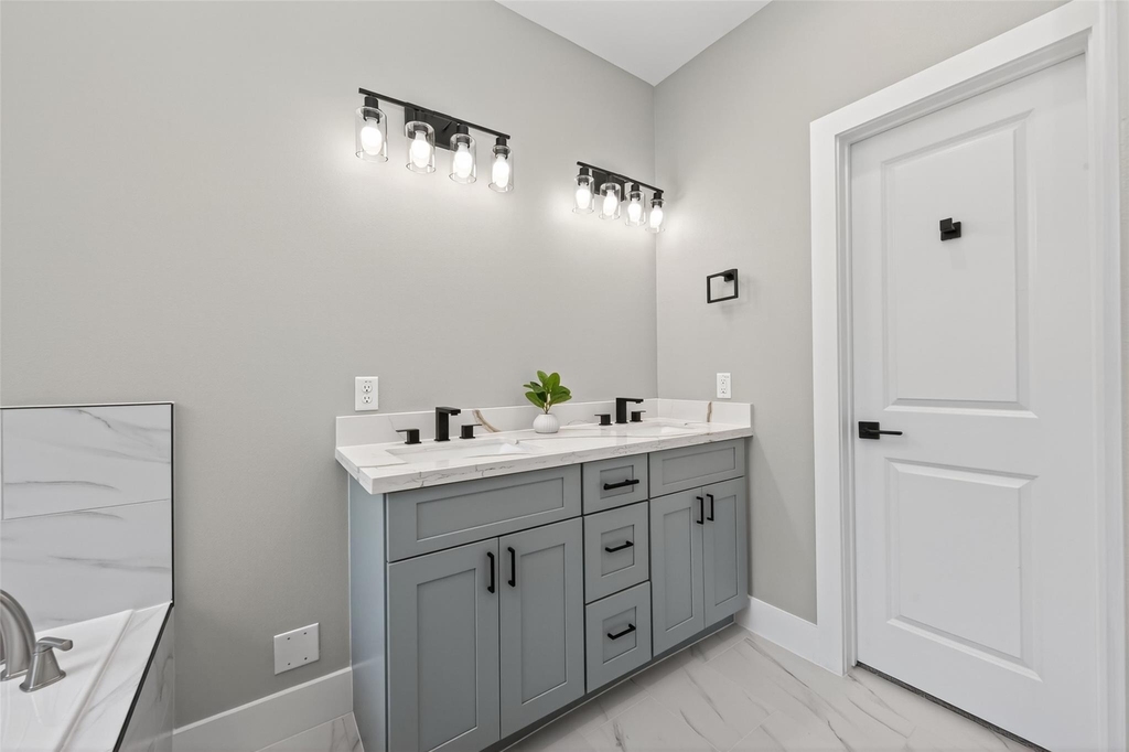 12431 Green Ridge Drive - Photo 18