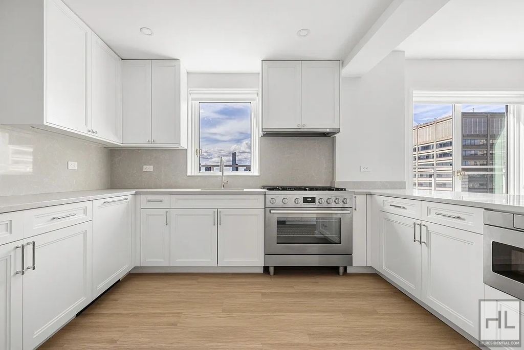 East 66th Street - Photo 0
