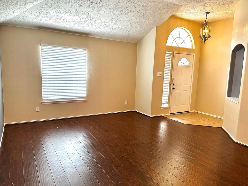 435 Brushy Glen Drive - Photo 1