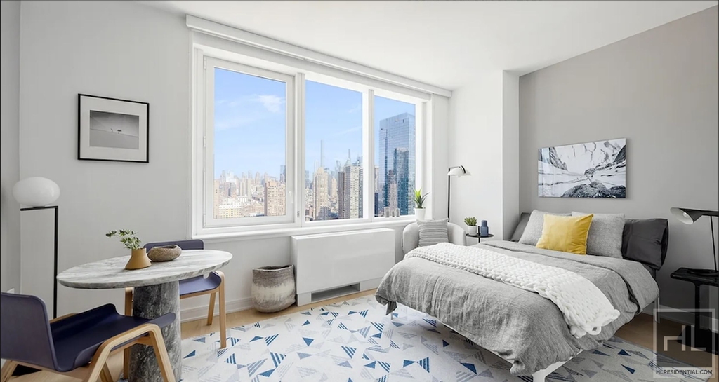 West 38th Street - Photo 0