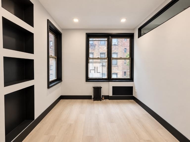East 58 Street - Photo 6