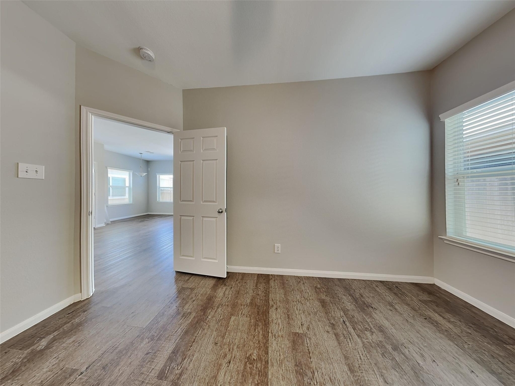 4065 Mossy Place Lane - Photo 9
