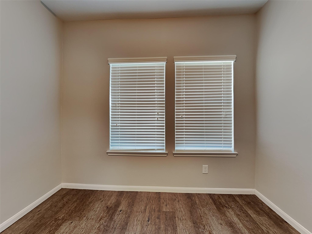 4065 Mossy Place Lane - Photo 13