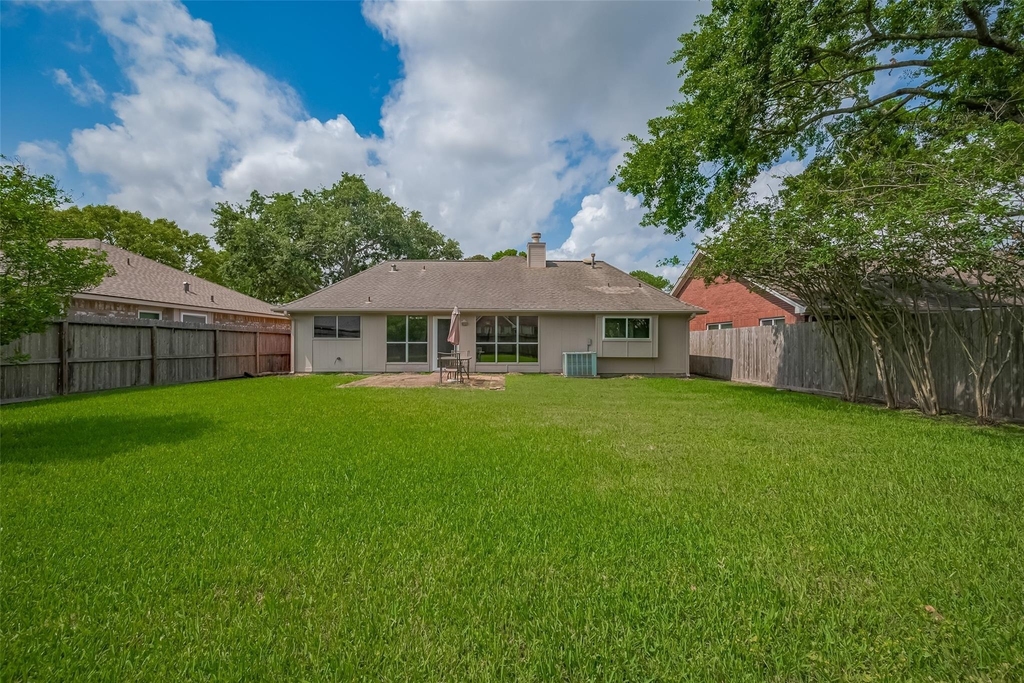 3007 Cloverdale - Photo 20