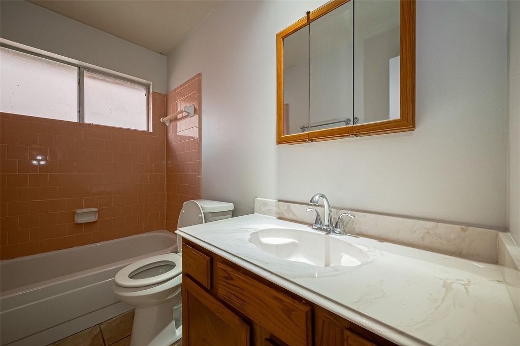 3007 Cloverdale - Photo 12