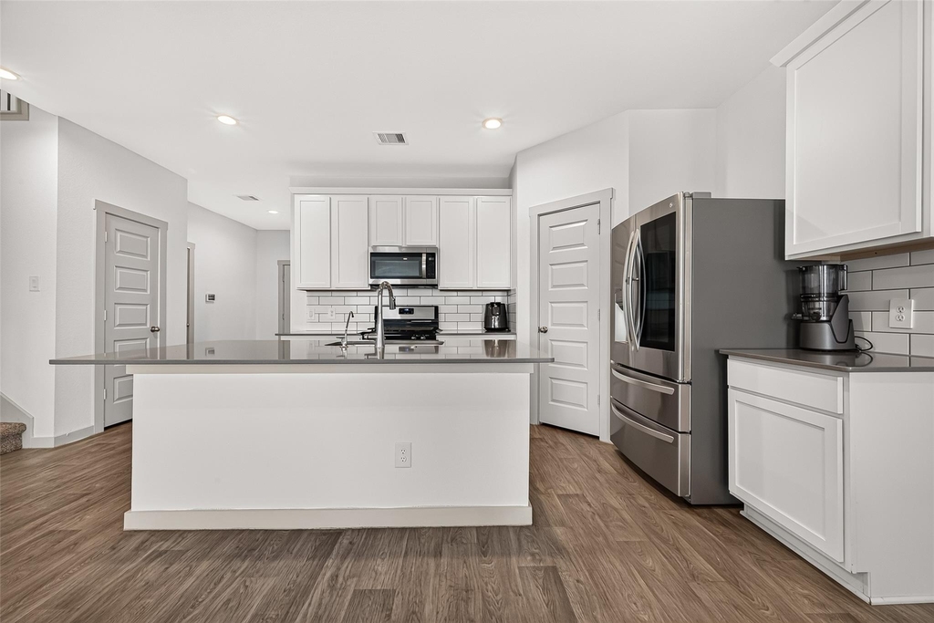 6903 Green Embers Lane - Photo 14