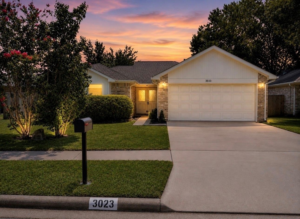 3023 Garden Lane - Photo 1