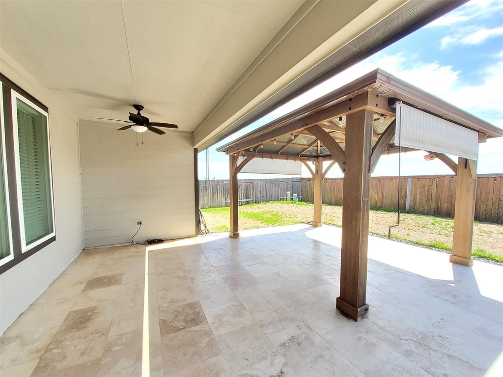 28415 Hannahs Harbor Lane - Photo 23