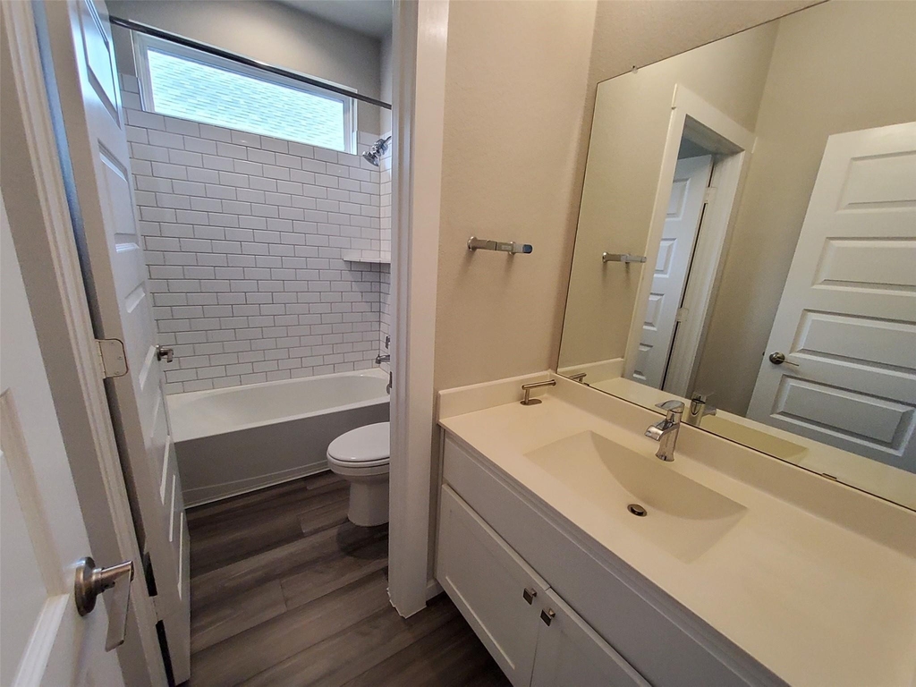 28415 Hannahs Harbor Lane - Photo 10