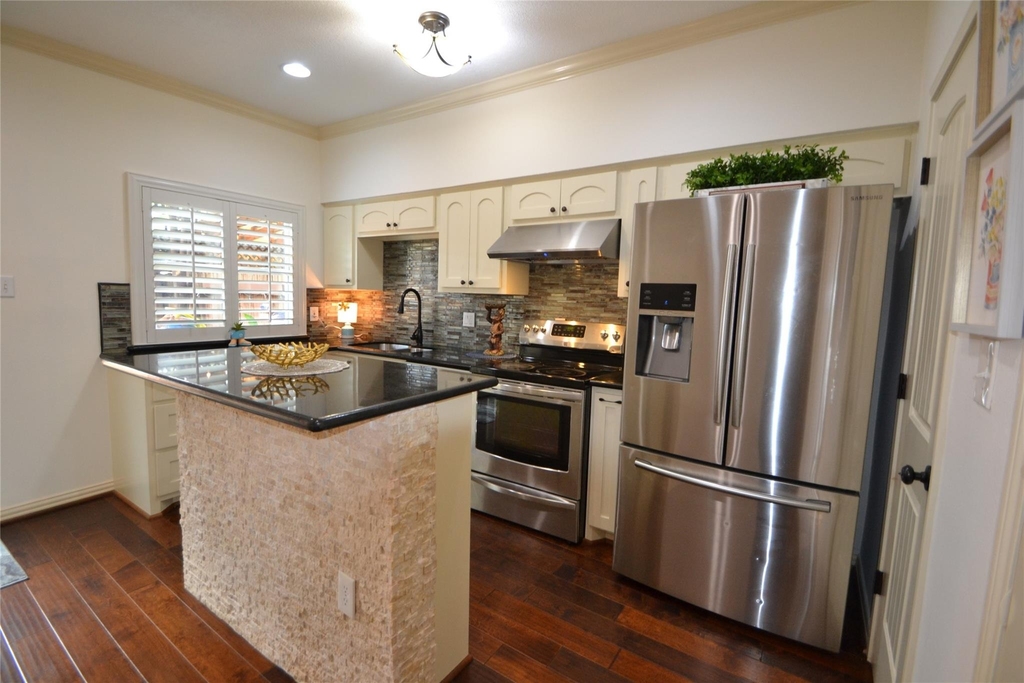 830 Threadneedle Street - Photo 16