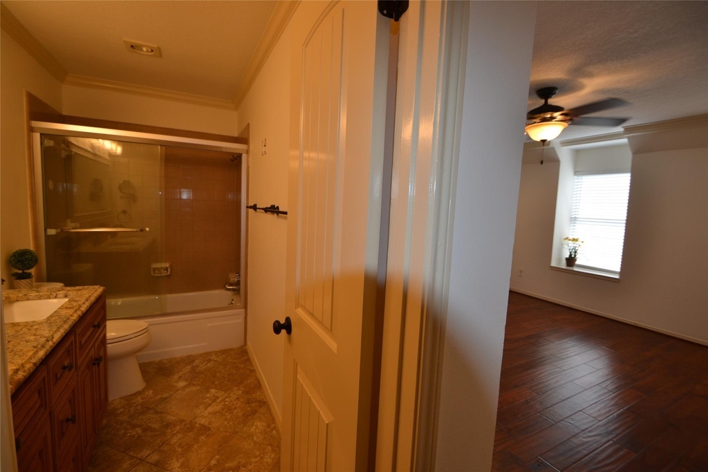 830 Threadneedle Street - Photo 41