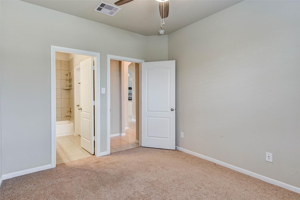 2603 Deerwood Heights Lane - Photo 12