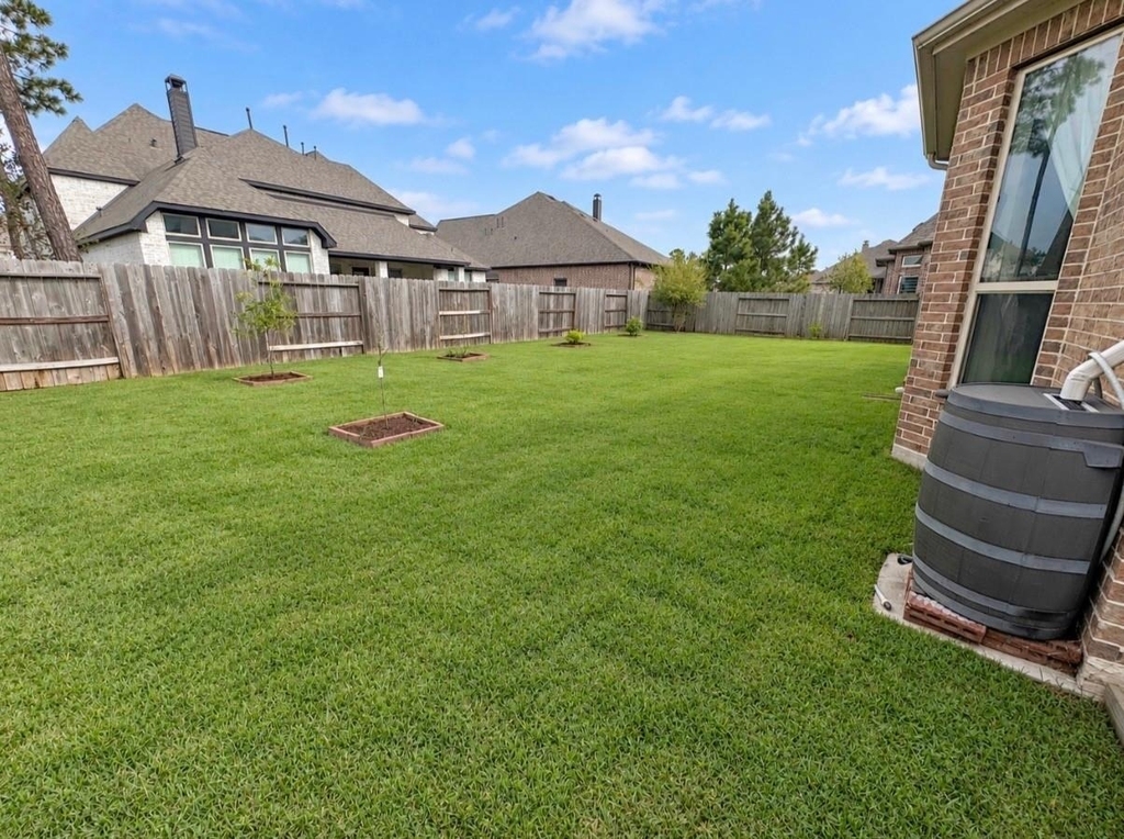 17357 Amaryllis Lane - Photo 43