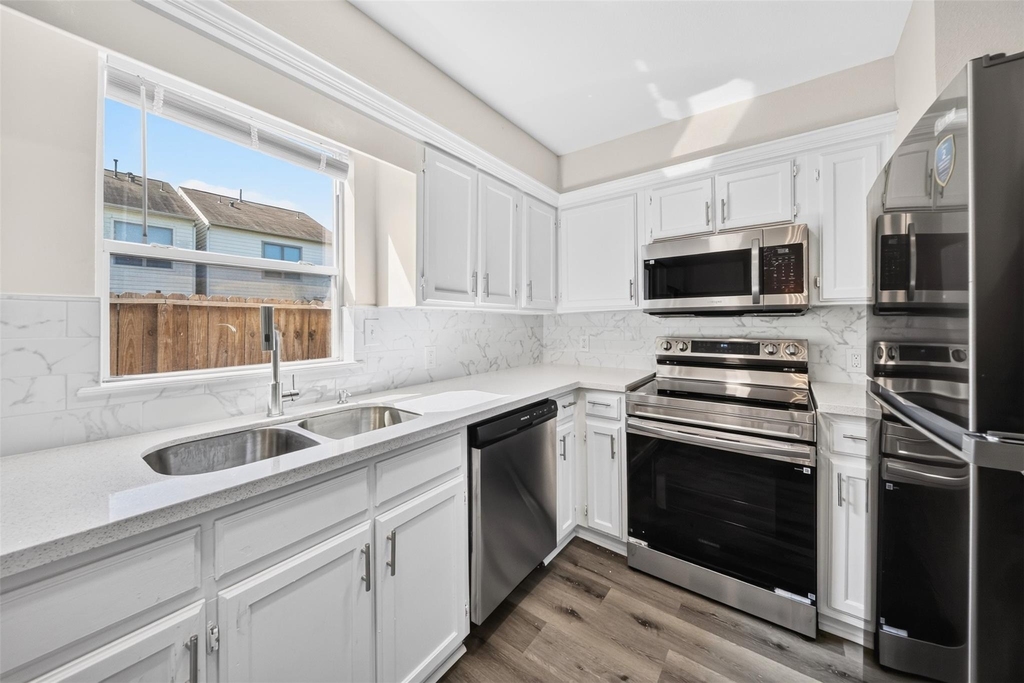 1221 Cedar Post Lane - Photo 8