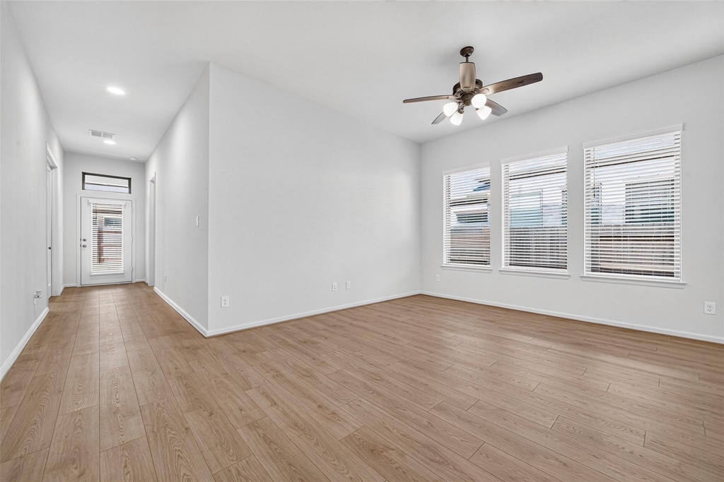 422 Big Pine Trail - Photo 11