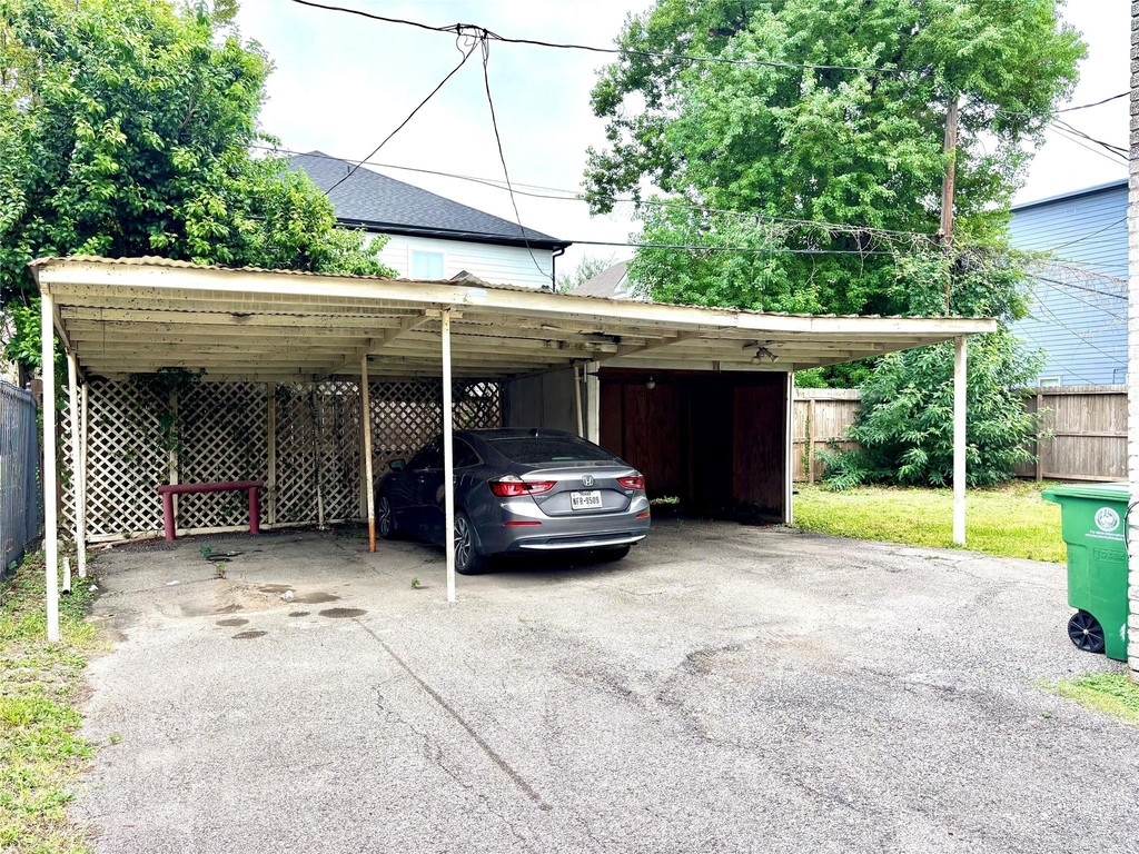 2405 Isabella Street - Photo 1