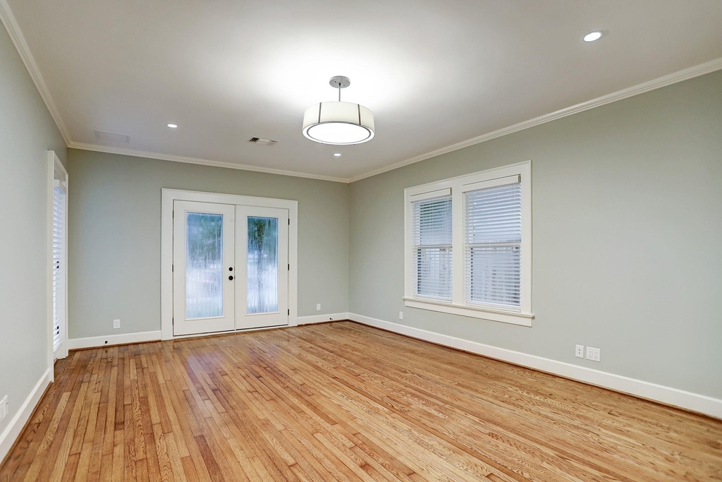 1903 W Walker Street - Photo 21