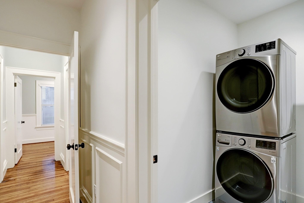 1903 W Walker Street - Photo 29