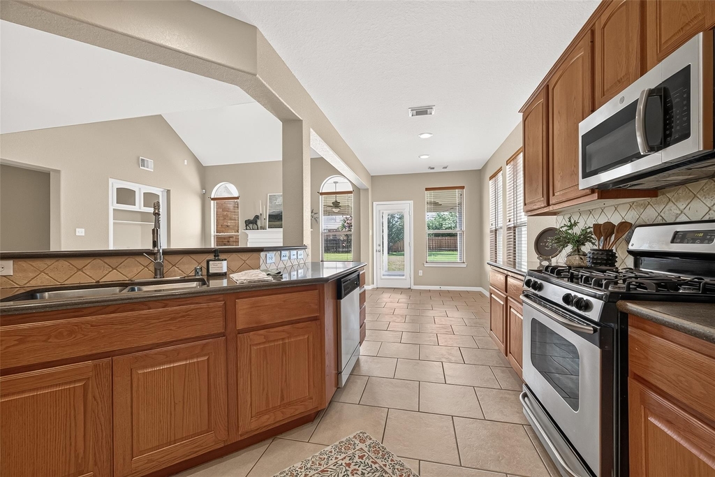 4326 Countryoaks Court - Photo 15