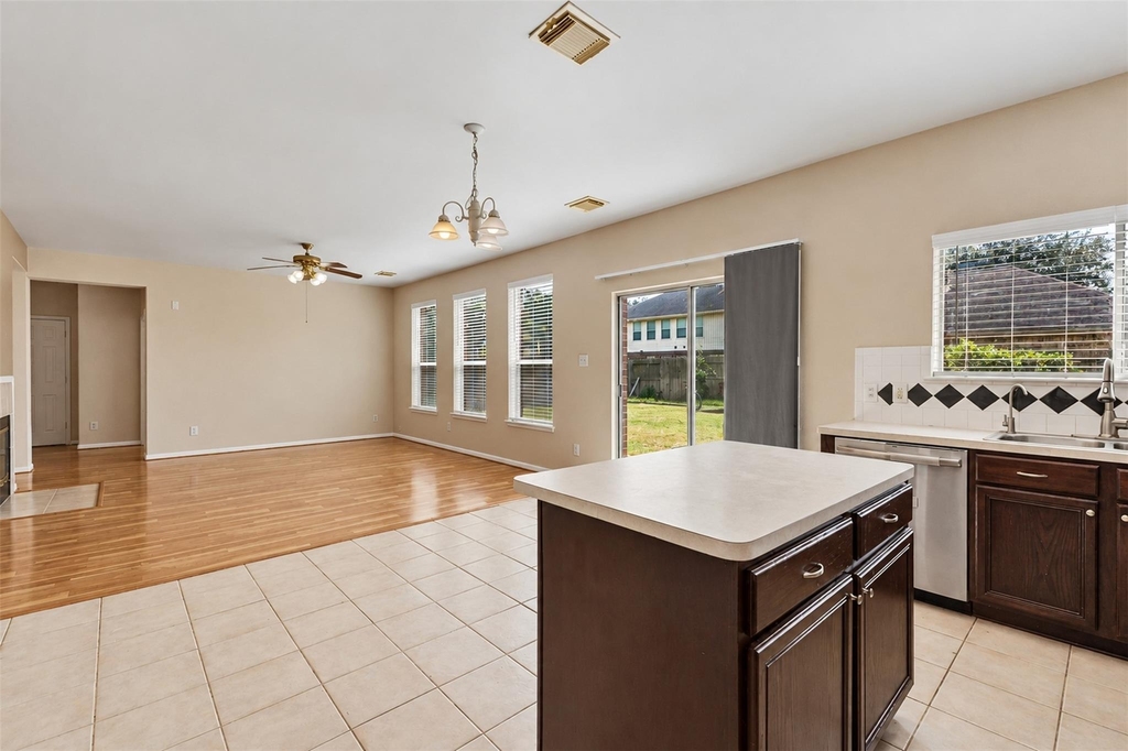 5406 Linden Grove Court - Photo 16