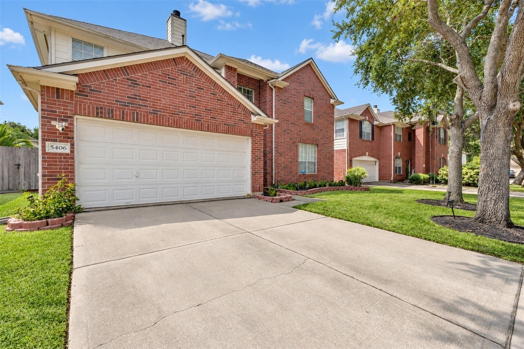 5406 Linden Grove Court - Photo 0