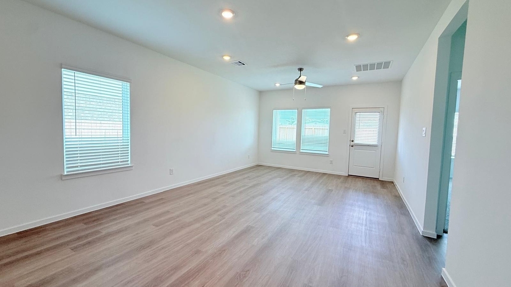7702 Smooth Valley Court - Photo 1