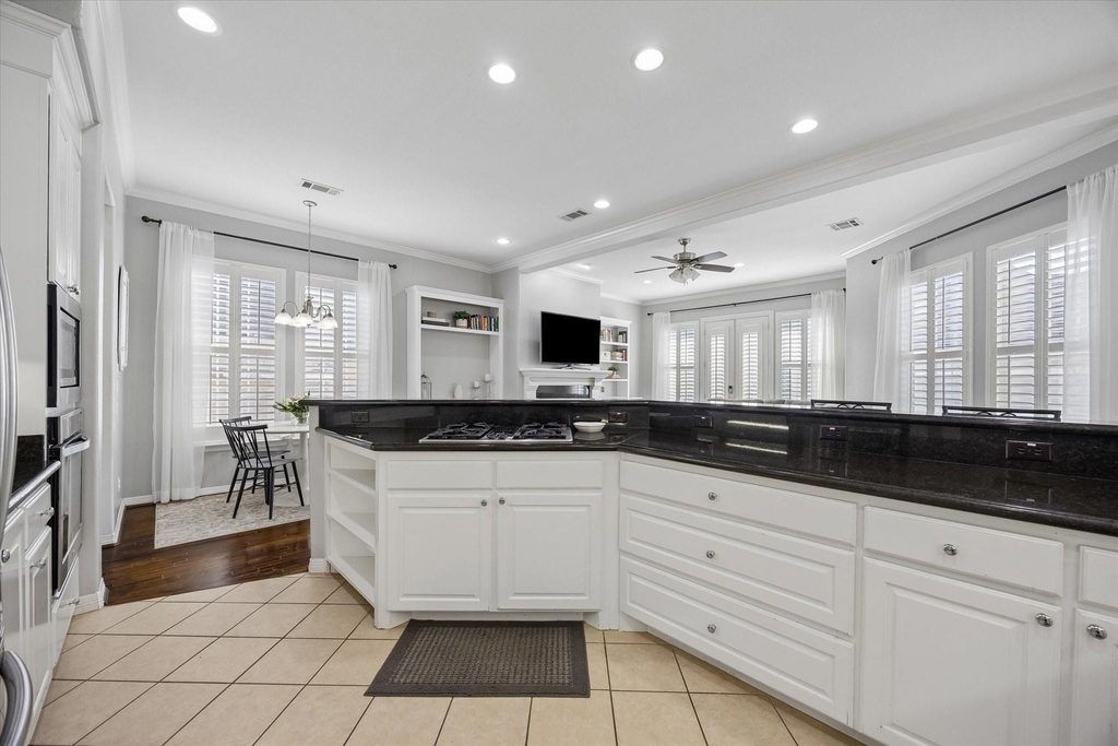 1423 Nashua Street - Photo 12