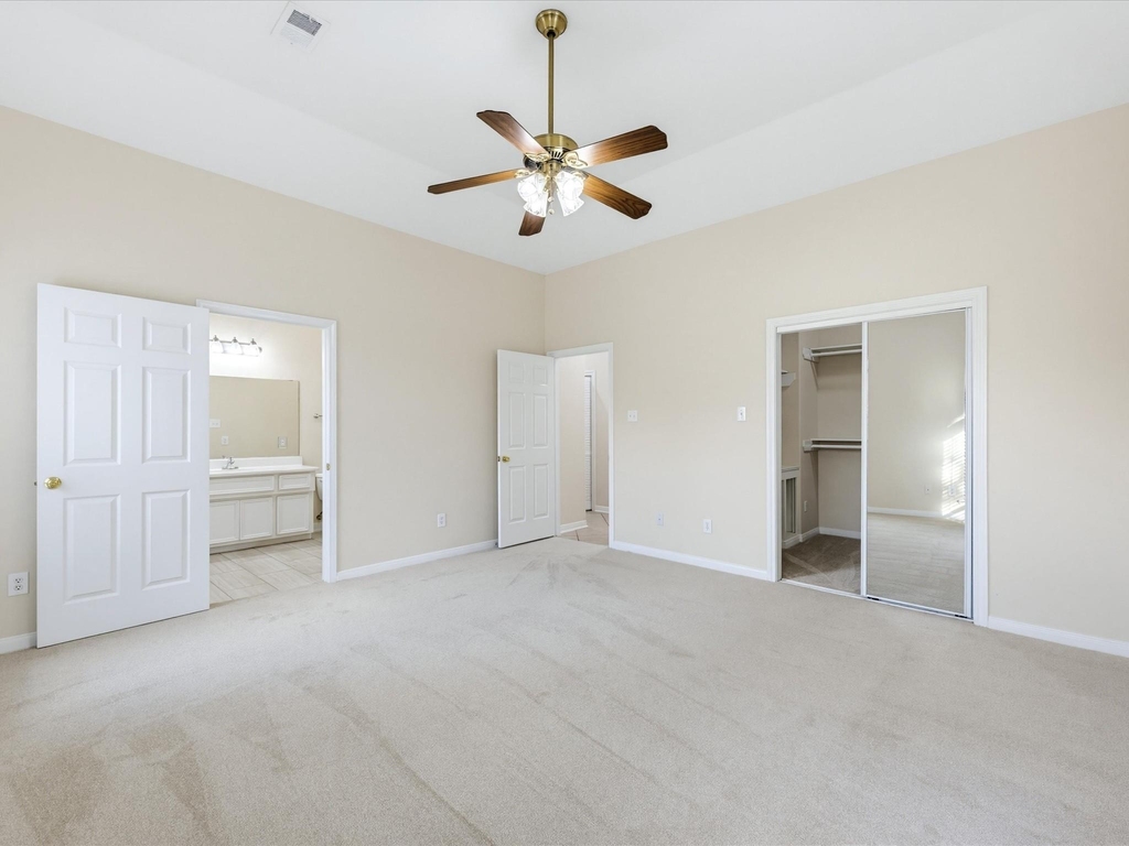16739 Barcelona Drive - Photo 13