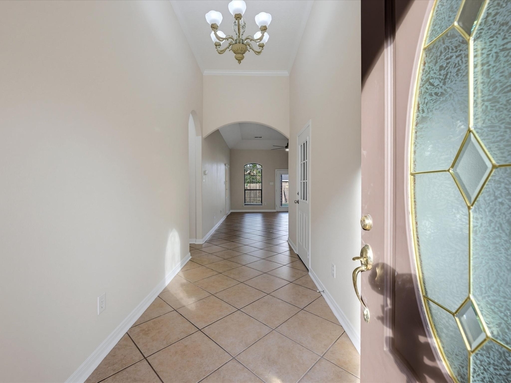 16739 Barcelona Drive - Photo 5