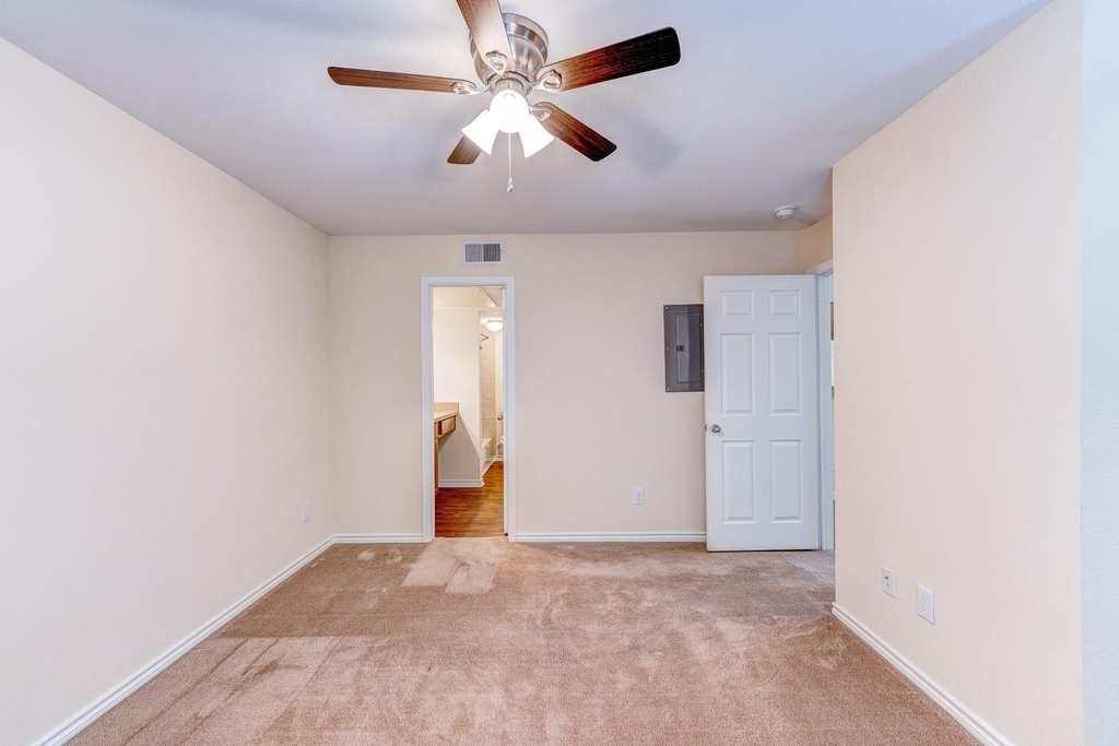 2750 Holly Hall Street - Photo 7