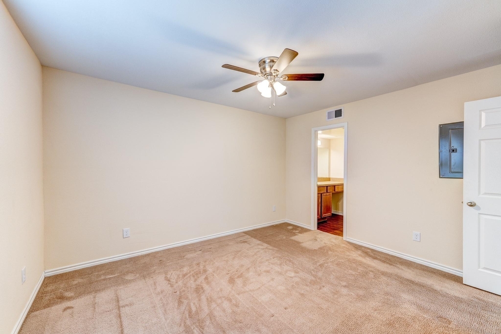 2750 Holly Hall Street - Photo 6