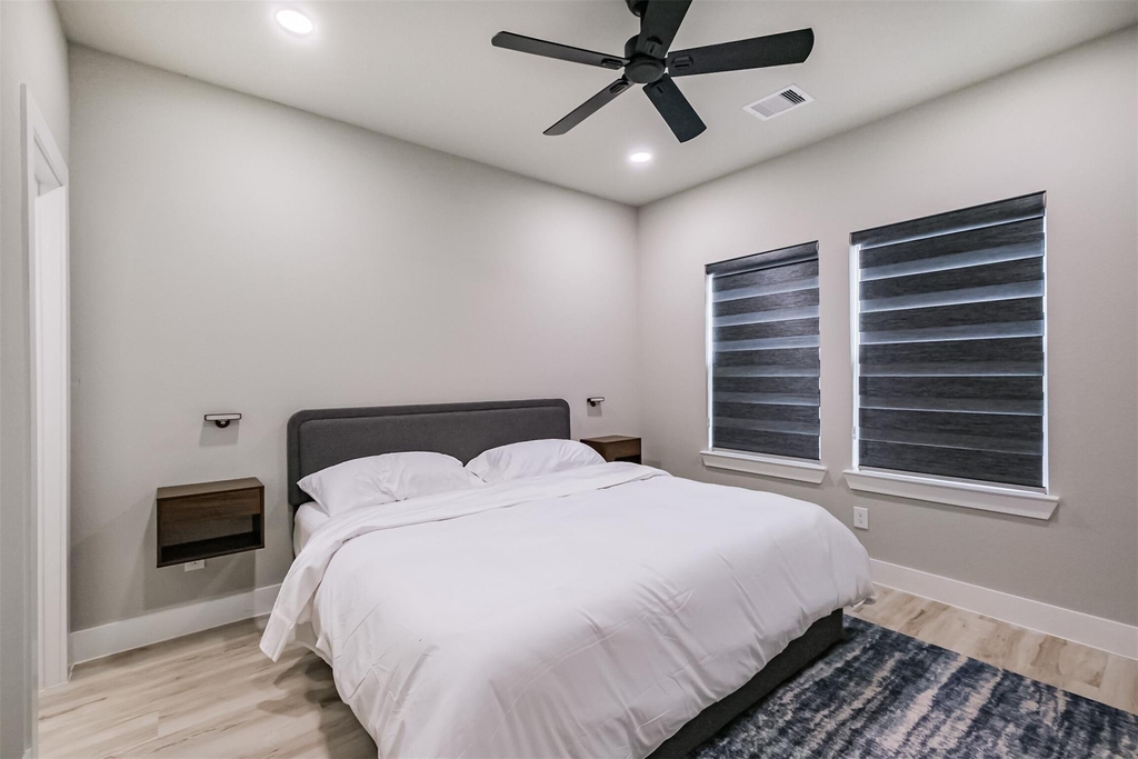 8328 Mariah Street - Photo 6